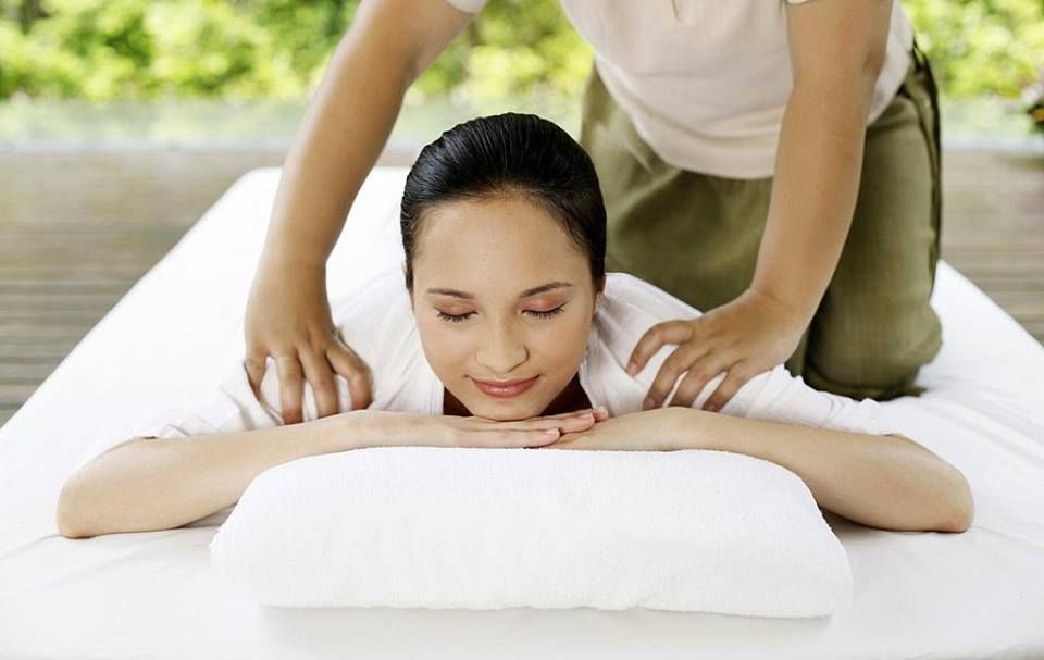 Asian Massage Therapist